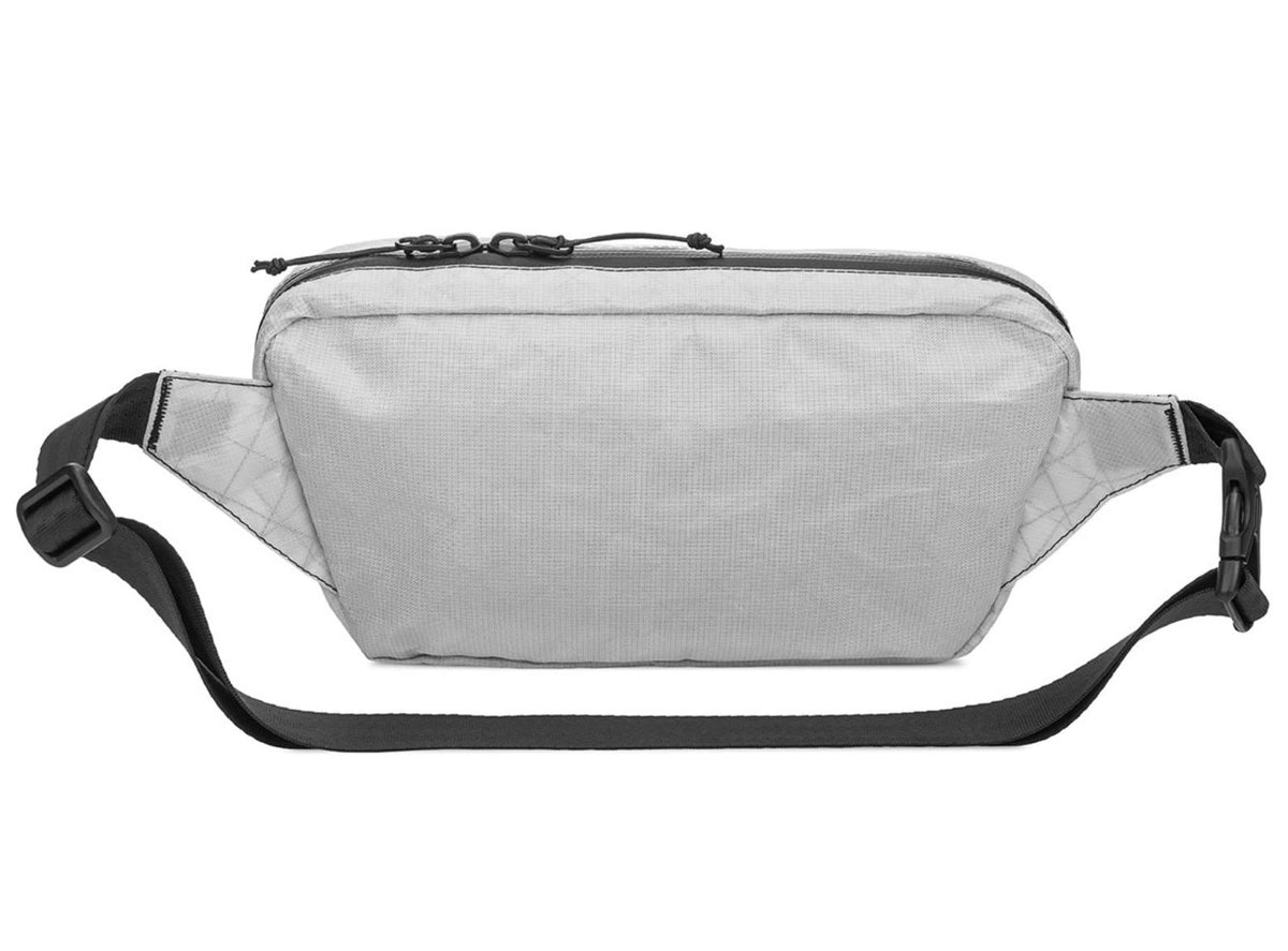 LITEWAY FANNY PACK ULTRA ファニーパックウルトラ ULTRA200X White 背面とウエストベルト - 山道具とULギアのお店 Ascend Lite