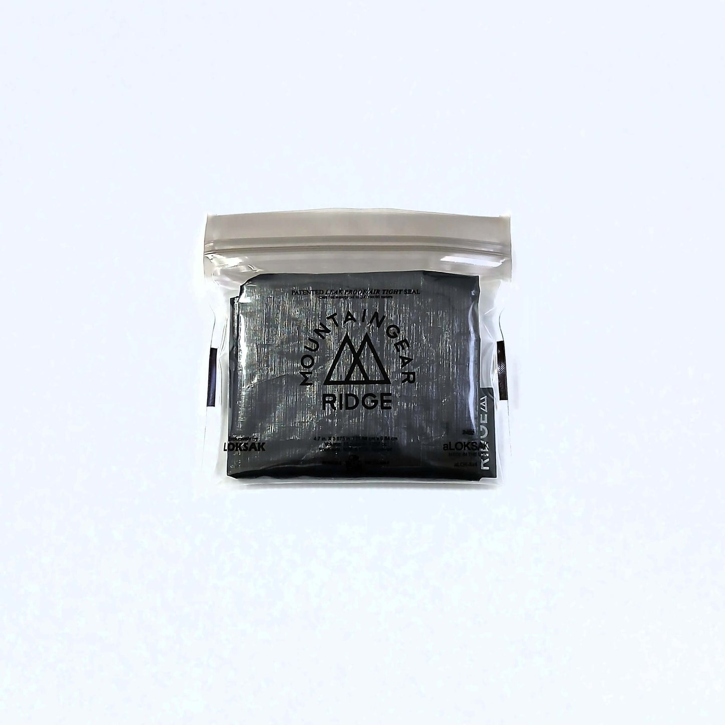 RIDGE MOUNTAIN GEAR Stuff Sack スタッフサック Deep Black 本体を折りたたんで付属のaLOKSAK XXSに収納した状態の実物写真 - 山道具とULギアのお店 Ascend Lite
