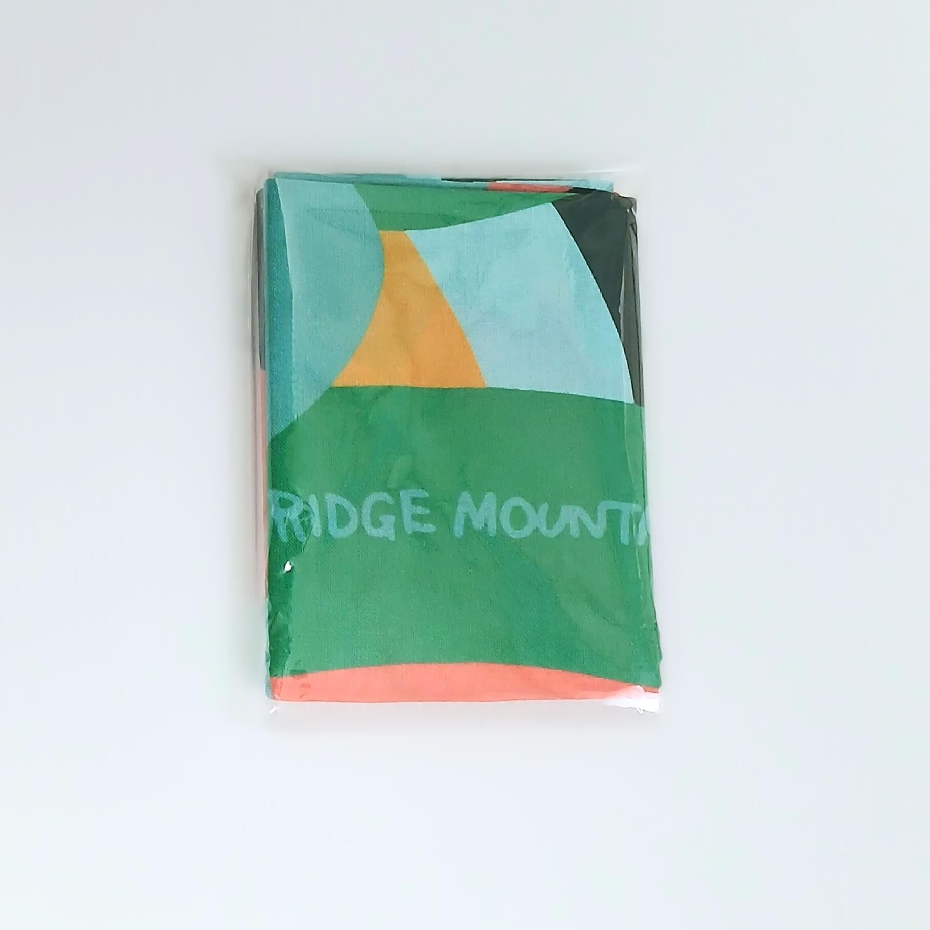 RIDGE MOUNTAIN GEAR JUN OSON×RIDGE Tenugui 手ぬぐい 折りたたんだ状態の実物写真 - 山道具とULギアのお店 Ascend Lite