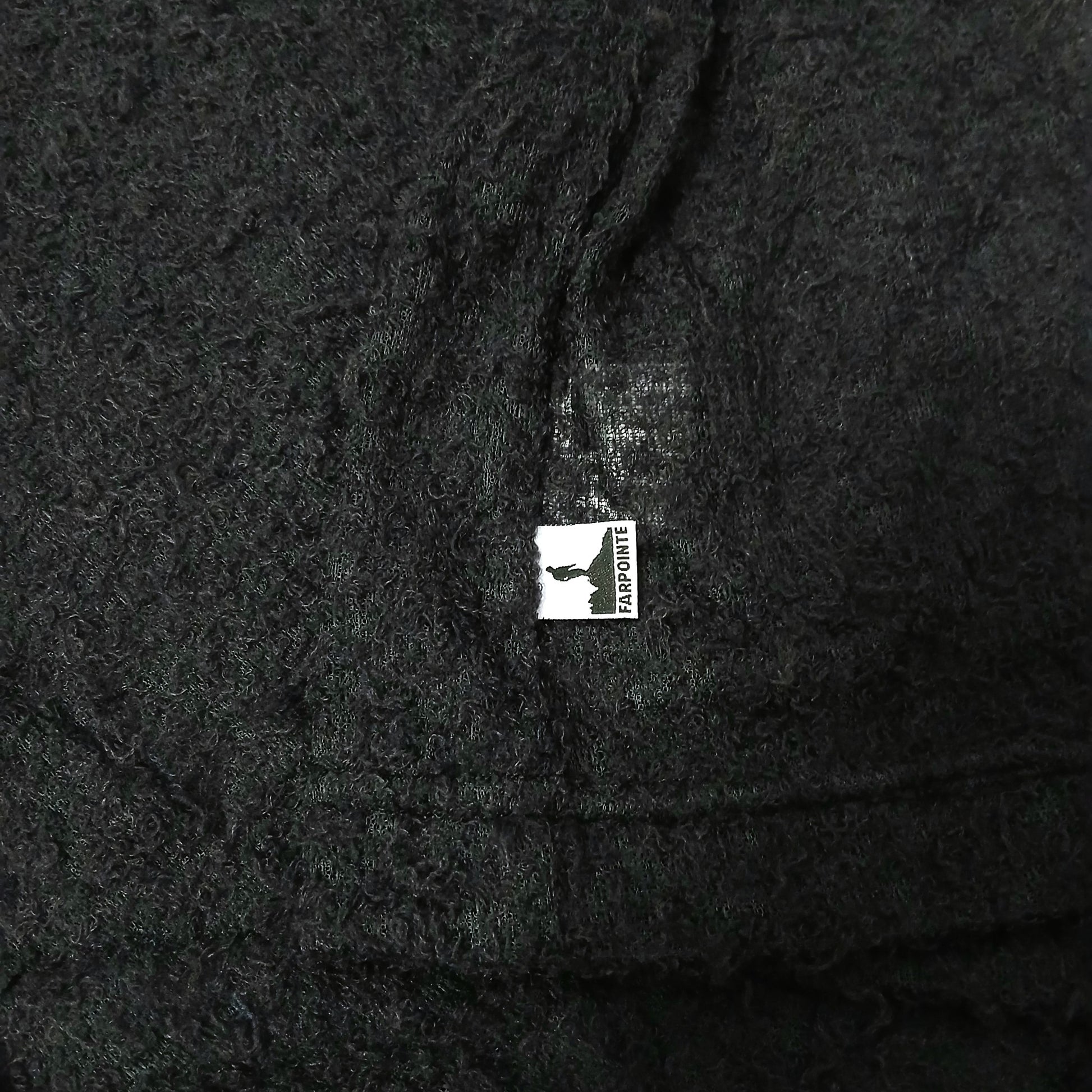 FarPointe Outdoor Gear TecnoWool Crewneck テクノウールクルーネック 裾のブランドタグと生地の質感 - 山道具とULギアのお店 Ascend Lite