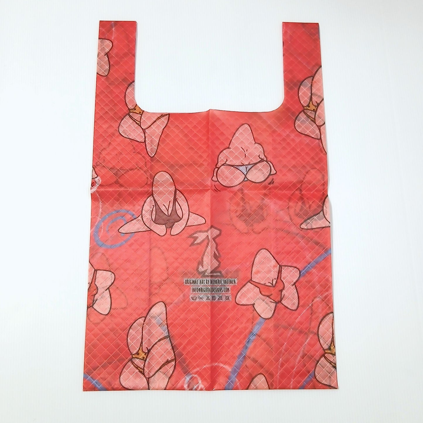 High Tail Designs TX Medium Shopping Bag ショッピングバッグ M Sexy Starfish（Deemarie Valenza） 朱赤地に水着姿のヒトデのキャラクターと青い曲線を散らした柄。中央に白いうさぎのブランドロゴとアーティストクレジット印字ケアタグ、幅広ハンドルの平置き正面全体の実物写真 - 山道具とULギアのお店 Ascend Lite