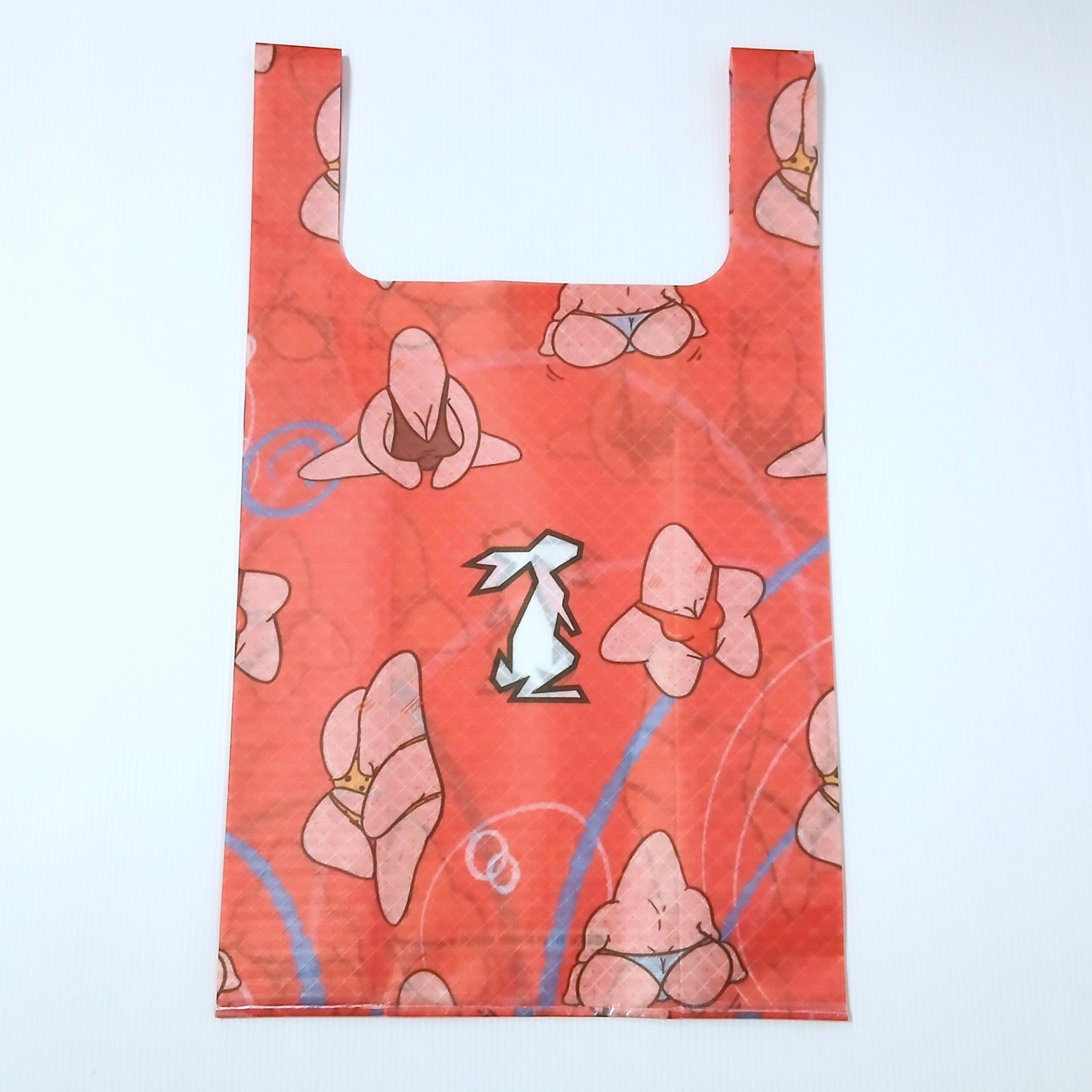 High Tail Designs TX Medium Shopping Bag ショッピングバッグ M Sexy Starfish（Deemarie Valenza）TX50 同じ朱赤のヒトデ柄を大きく裁った個体で、中央の白いうさぎのブランドロゴが際立つ。細身ハンドルで深さのあるシルエットの平置き正面全体の実物写真 - 山道具とULギアのお店 Ascend Lite