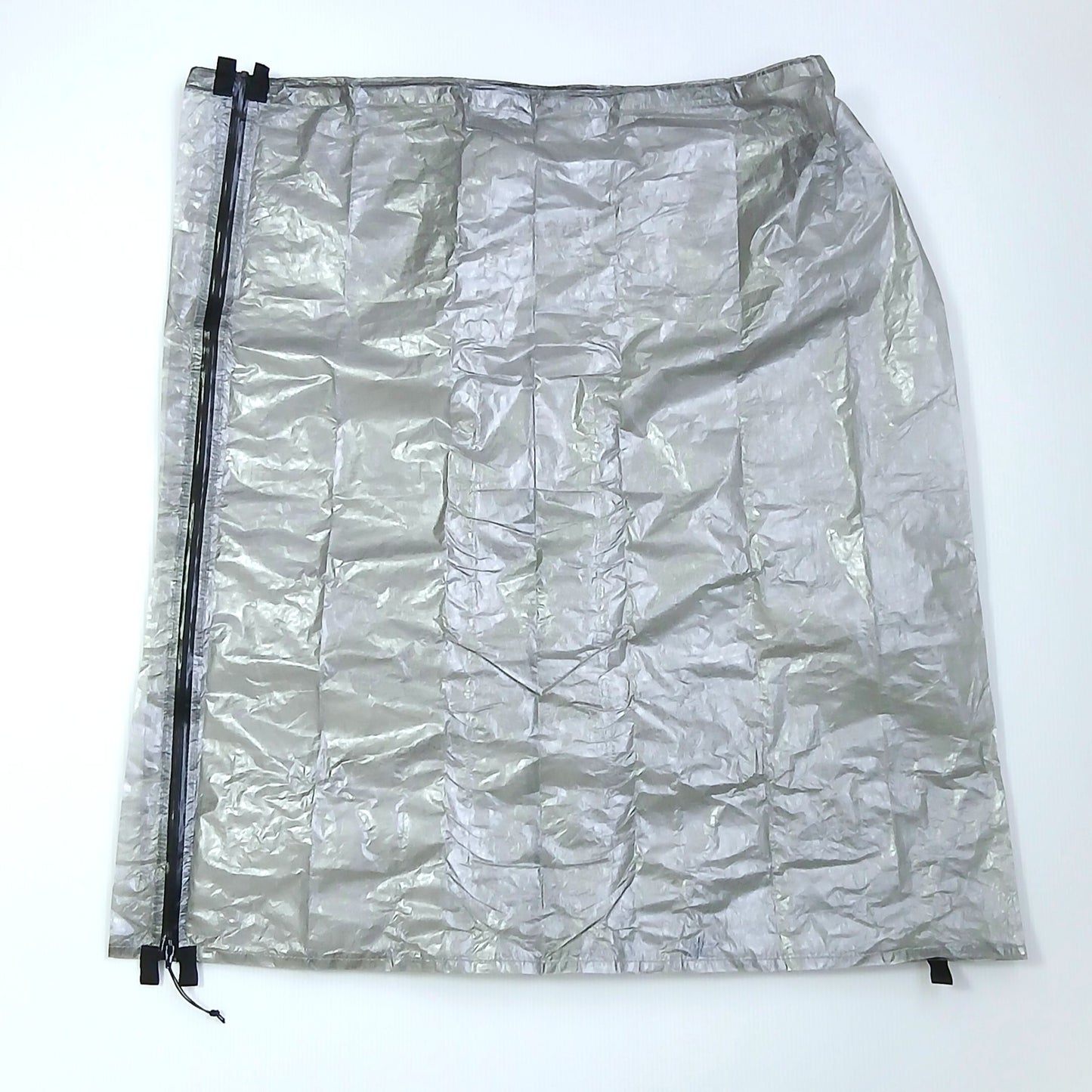 Zpacks DCF Rain Kilt DCFレインキルト 実物全体 - 広げた状態。フルレングス防水ジッパーと裾のタイアウトループ - 山道具とULギアのお店 Ascend Lite