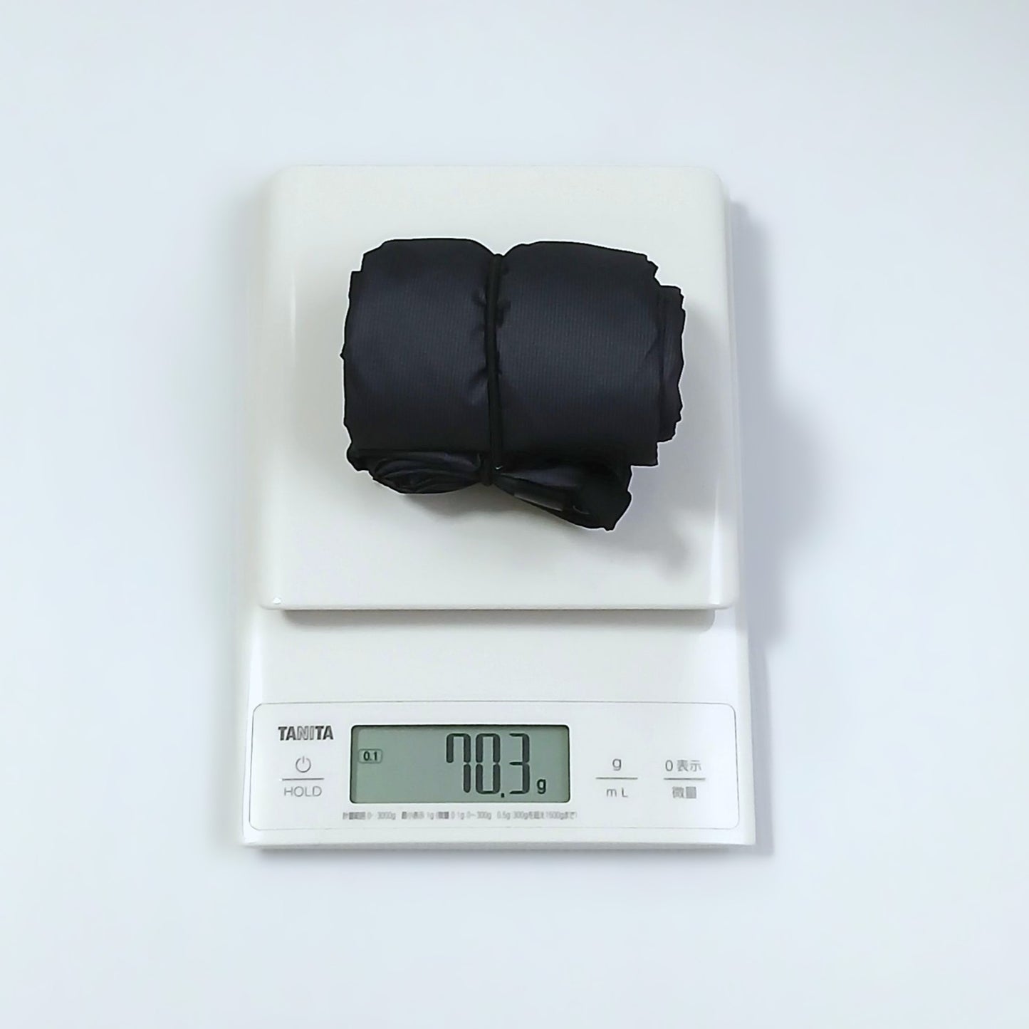 Zpacks Vertice Rain Kilt バーティスレインキルト 実測重量 - 丸めた状態で70.3g（TANITAスケール） - 山道具とULギアのお店 Ascend Lite
