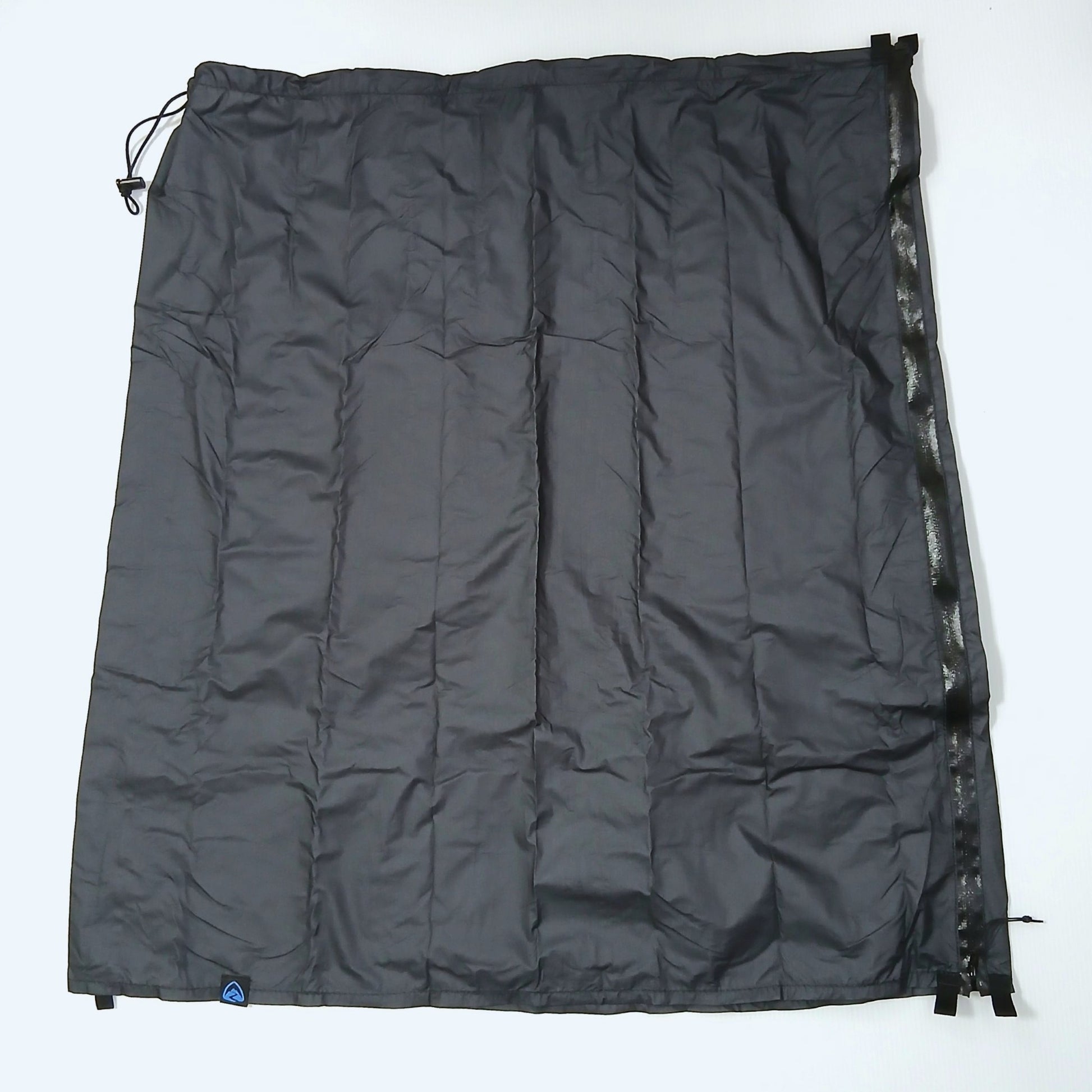 Zpacks Vertice Rain Kilt バーティスレインキルト 実物全体 - 広げた状態・背面フルレングス防水ジッパーと裾のタイアウトループ - 山道具とULギアのお店 Ascend Lite