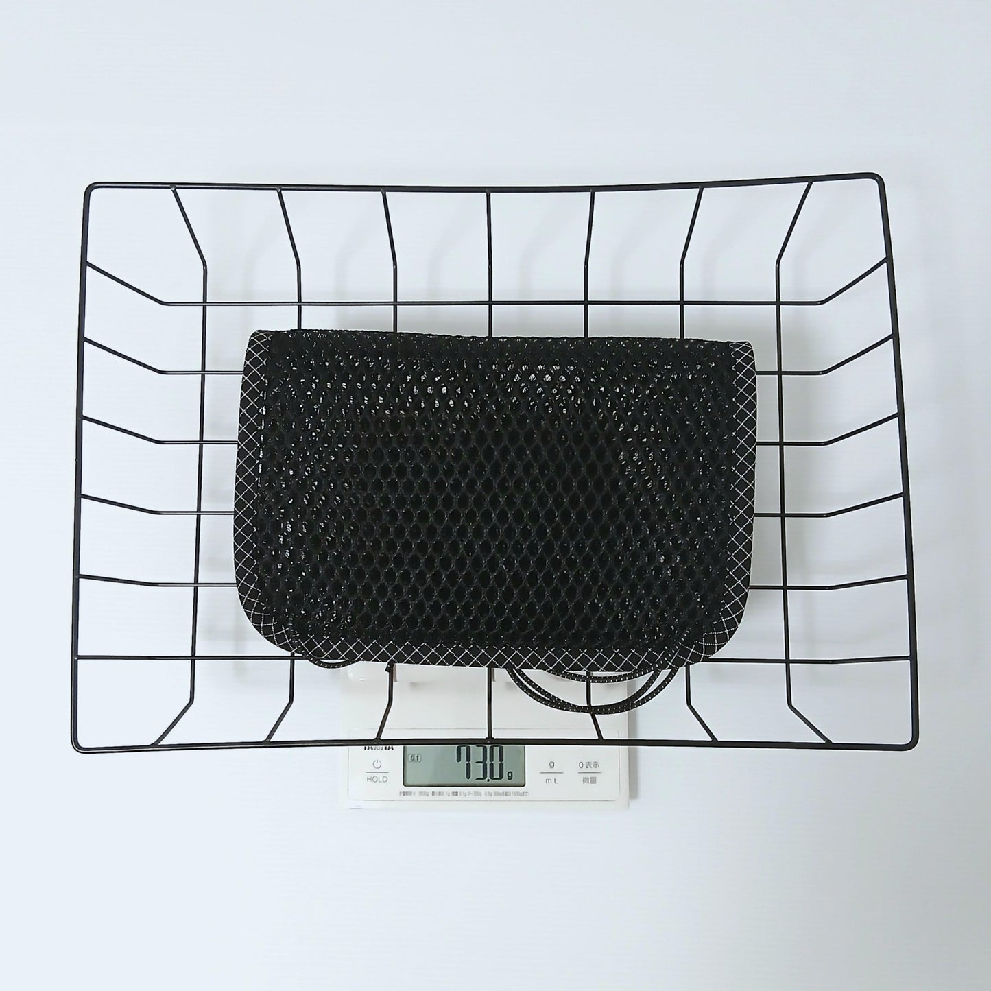 LUNA PROJECT Back Air Mesh Pad バックエアメッシュパッド 実物 XSサイズの計量 - デジタルスケールで当店実測73.0g - 山道具とULギアのお店 Ascend Lite