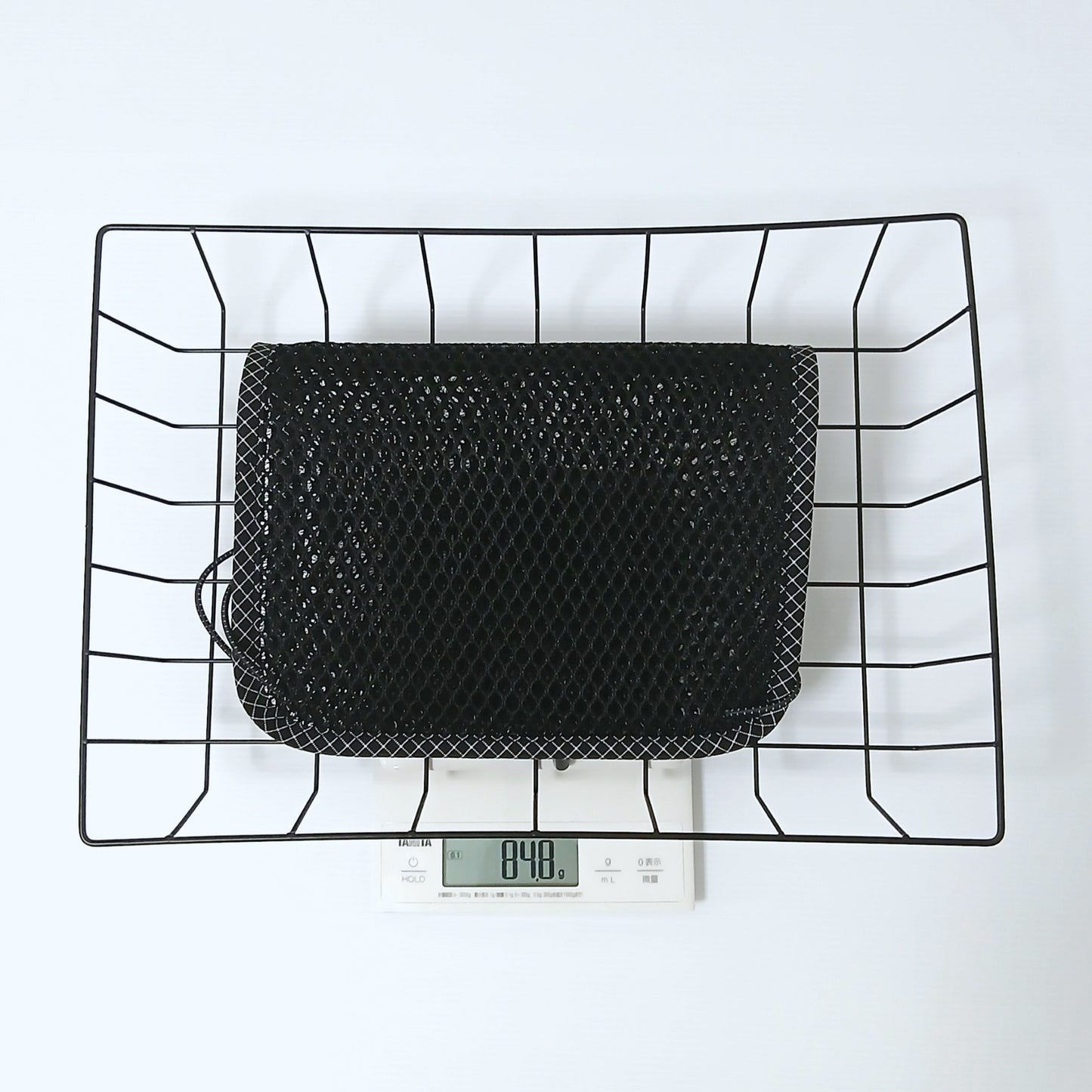 LUNA PROJECT Back Air Mesh Pad バックエアメッシュパッド 実物 Sサイズの計量 - デジタルスケールで当店実測84.8g - 山道具とULギアのお店 Ascend Lite