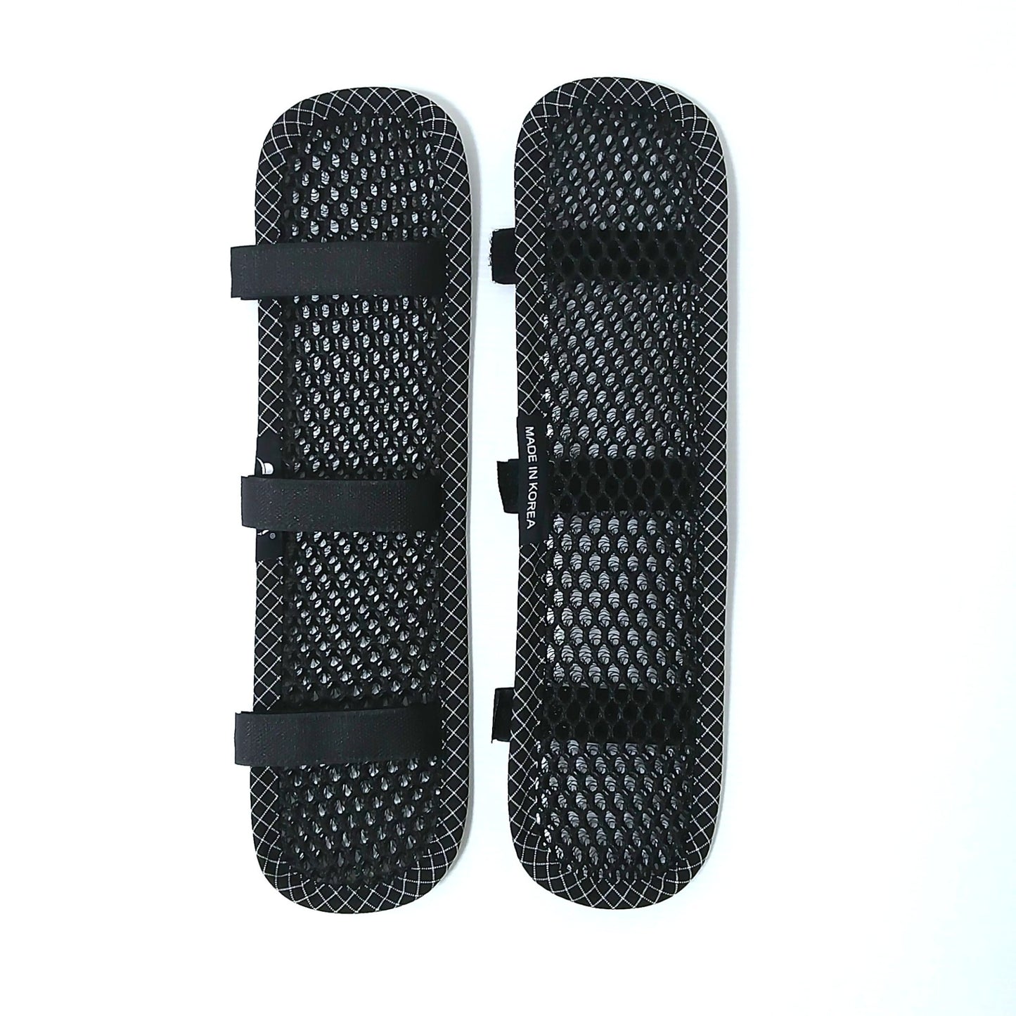 LUNA PROJECT Shoulder Air Mesh Pad ショルダーエアメッシュパッド 実物 MLサイズ2つ一組 - ベロクロストラップ3本の面とエアメッシュ面、周縁のX-Grid縁取り - 山道具とULギアのお店 Ascend Lite