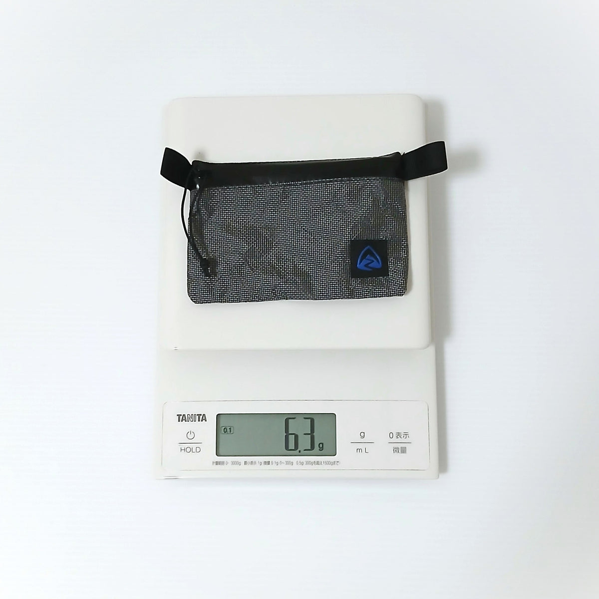 Zpacks Wallet Zip Pouch ウォレットジップポーチ - 当店実測6.3g（ポーチ単体、風袋引き済み）の実物写真 - 山道具とULギアのお店 Ascend Lite