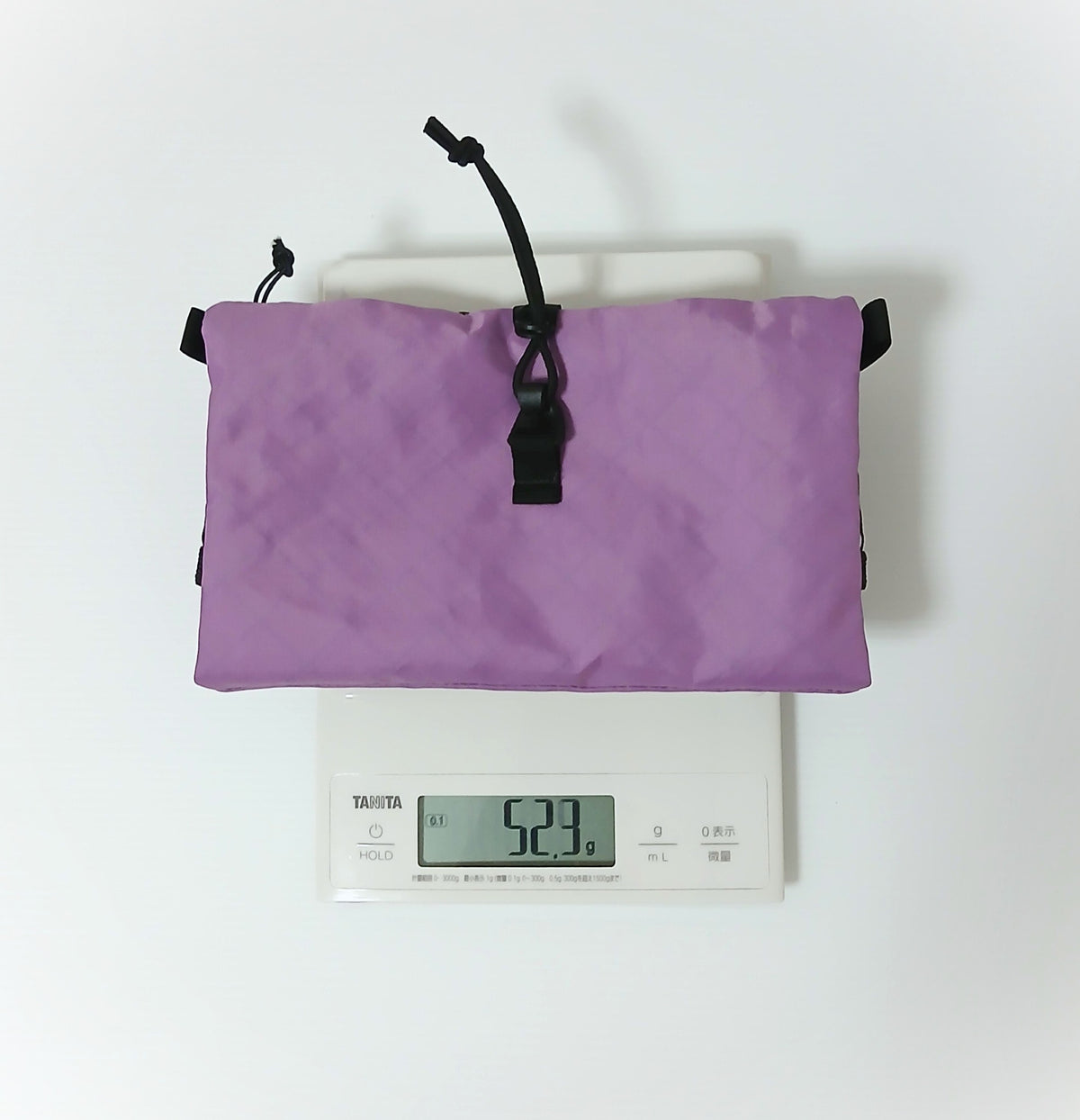 Zpacks Shower Satchel シャワーサッチェル Lilac - 当店実測52.9g（本体のみ、付属ボトルは含まず）の実物写真 - 山道具とULギアのお店 Ascend Lite