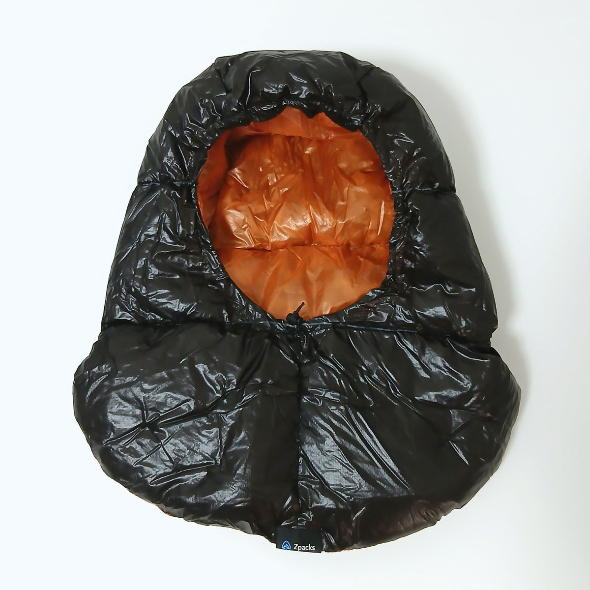 Zpacks Down Hood ダウンフード Black / Orange - ブラック面を外側にして正面から見た全体の実物写真 - 山道具とULギアのお店 Ascend Lite