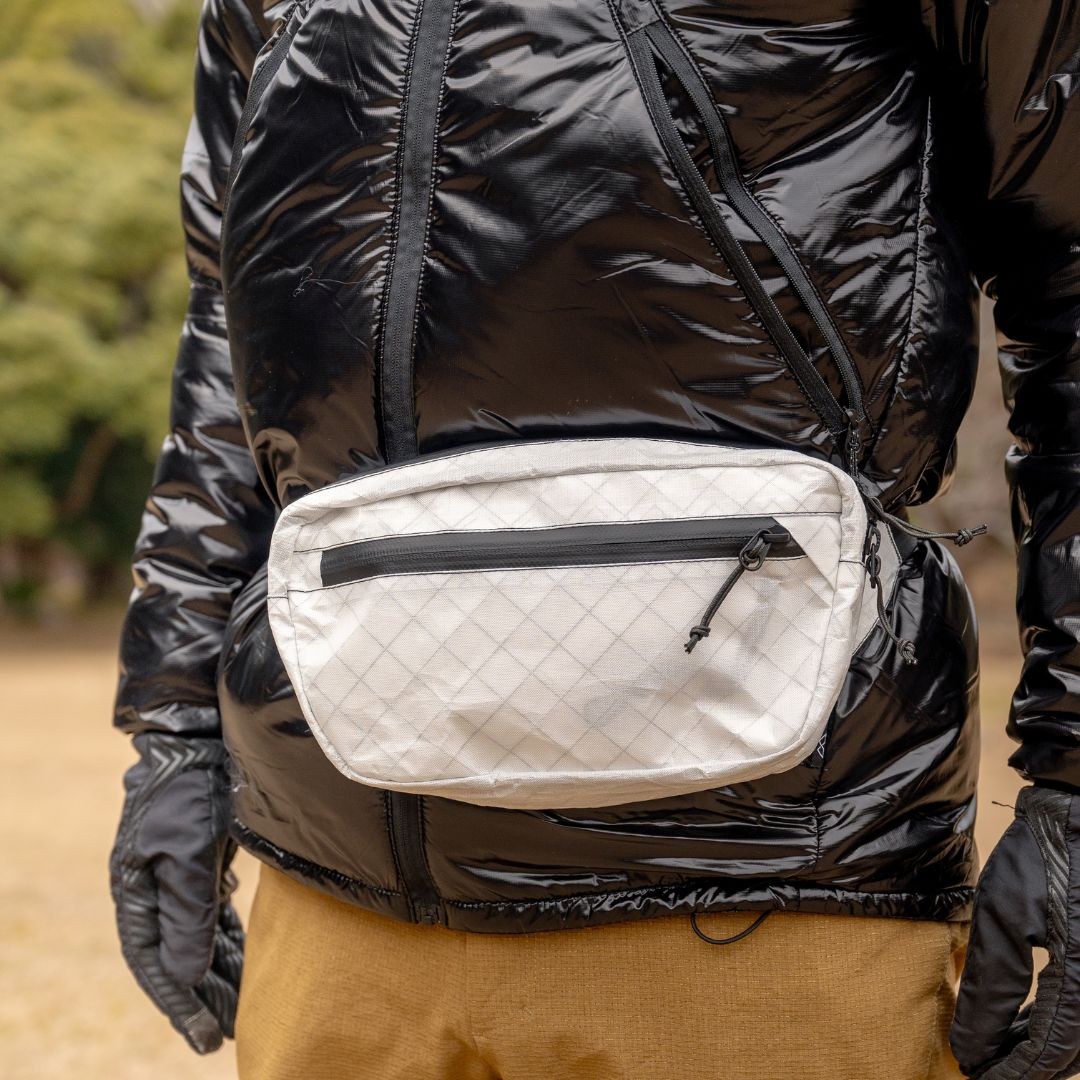 LITEWAY FANNY PACK ULTRA ファニーパックウルトラ White 腰巻き着用のアップ - 山道具とULギアのお店 Ascend Lite