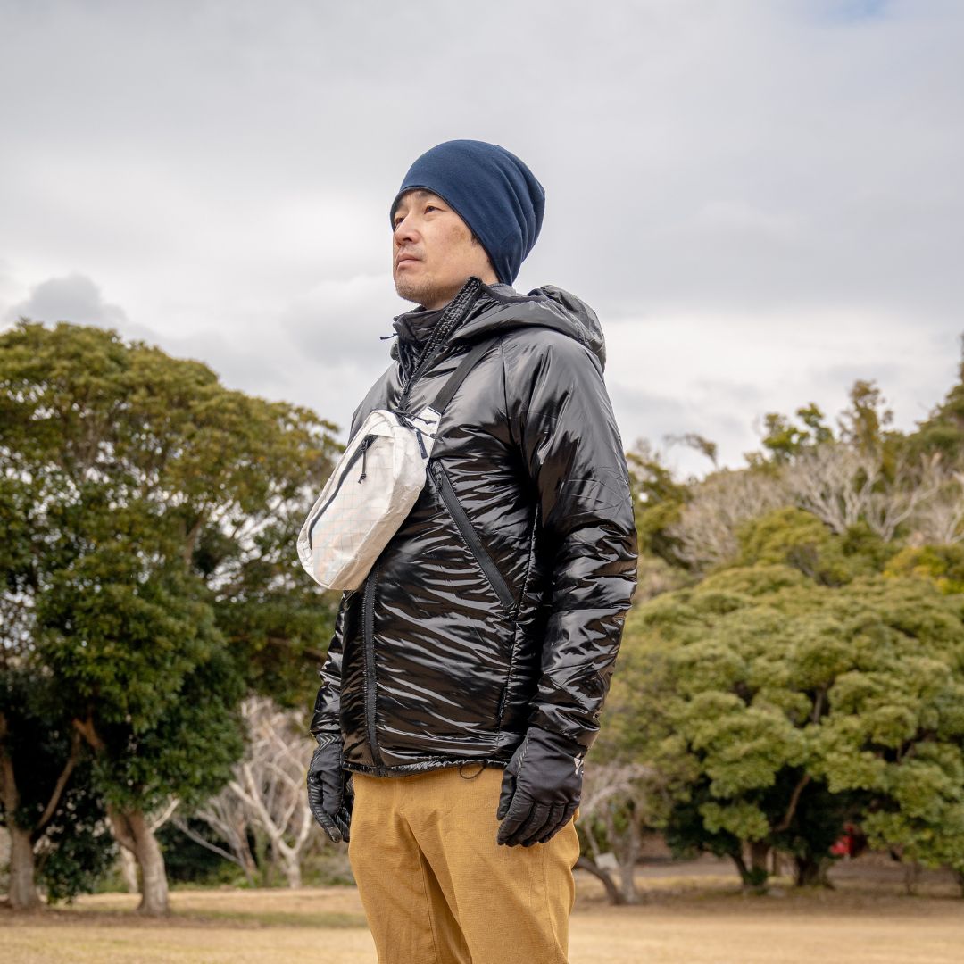 LITEWAY FANNY PACK ULTRA ファニーパックウルトラ White を斜め掛けした着用例 - 山道具とULギアのお店 Ascend Lite