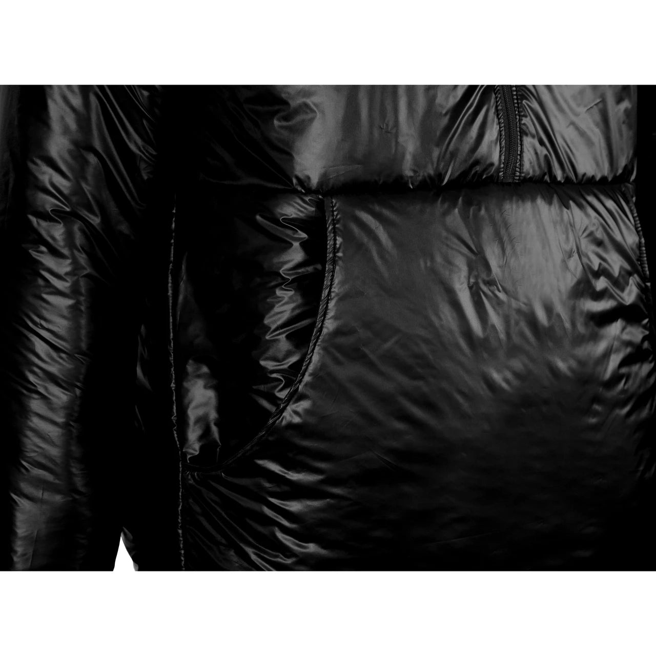 Enlightened Equipment Men's Torrid Pullover トリッドプルオーバー 前面マルスピアルポーチの開口部のディテール - 山道具とULギアのお店 Ascend Lite