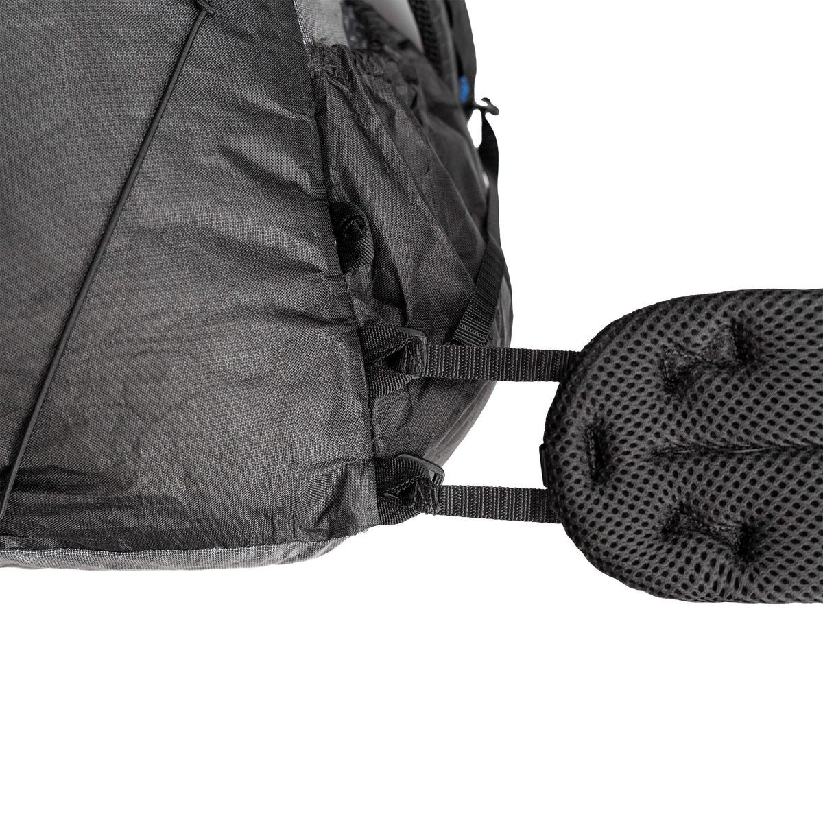 Zpacks Padded Belt for Frameless Backpacks パデッドベルト Medium - 裏側の3Dメッシュとウェビングのクローズアップ（公式画像） - 山道具とULギアのお店 Ascend Lite