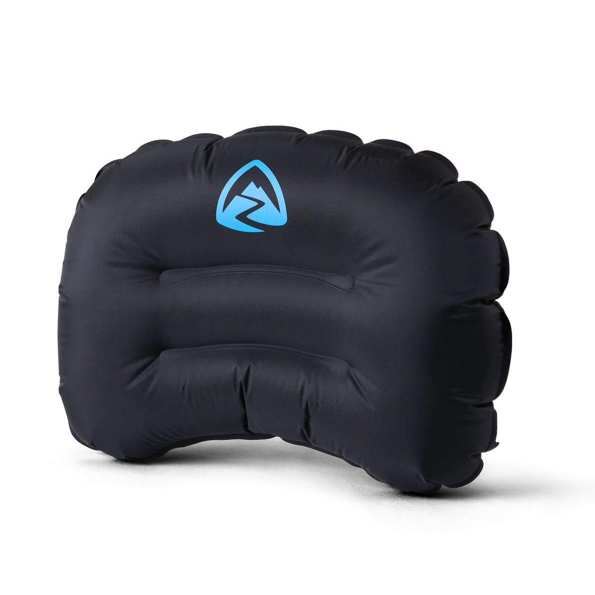 Zpacks Inflatable Pillow インフレータブルピロー - 膨らませた状態を正面から見た全体。三日月型と上面の溝状バッフル（公式画像） - 山道具とULギアのお店 Ascend Lite
