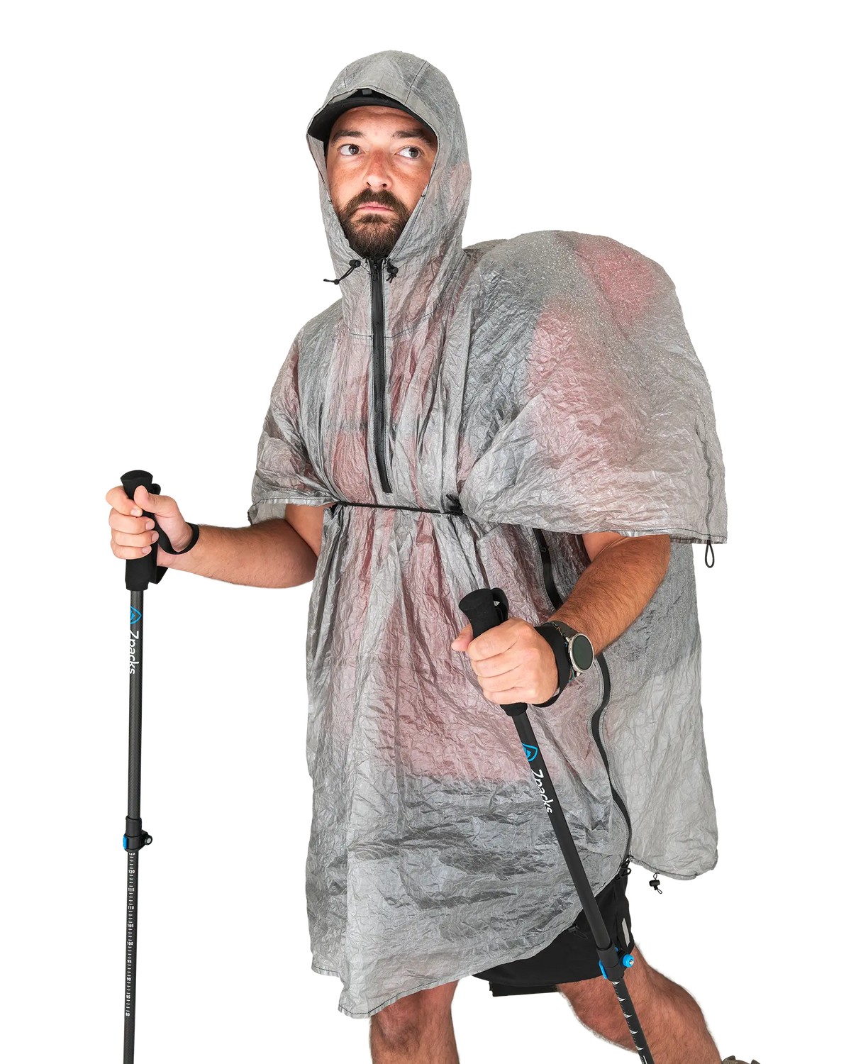 Zpacks Convertible Groundsheet Poncho コンバーチブルグランドシートポンチョ - トレッキングポールを持って着用した様子（公式画像） - 山道具とULギアのお店 Ascend Lite
