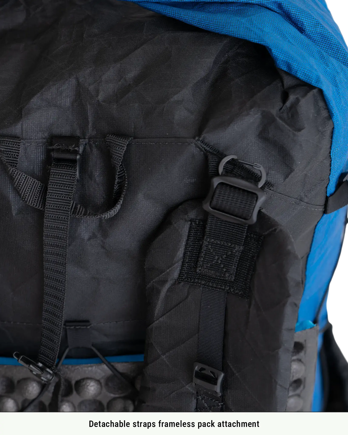 Zpacks Super Nero Ultra 50L スーパーネロ ウルトラ ショルダーストラップの着脱式取り付け部（公式画像・当店未取扱色Dusk Blue） - 山道具とULギアのお店 Ascend Lite