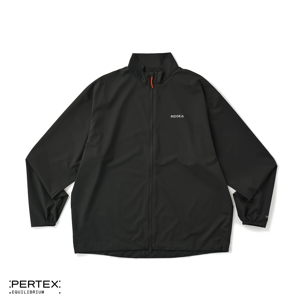 RIDGE MOUNTAIN GEAR Enough Shell Jacket イナフシェルジャケット Trail Shadow 前身頃全体 スタンドカラー・オレンジのジッパープル・フードなしのウインドシェル（公式画像） - 山道具とULギアのお店 Ascend Lite