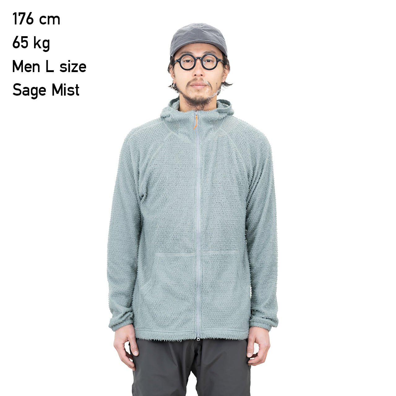 RIDGE MOUNTAIN GEAR Alpha Full Zip Hoodie アルファフルジップフーディ 身長176cm・体重65kg の男性モデルが Men L を着用した前面（Sage Mist・公式画像） - 山道具とULギアのお店 Ascend Lite