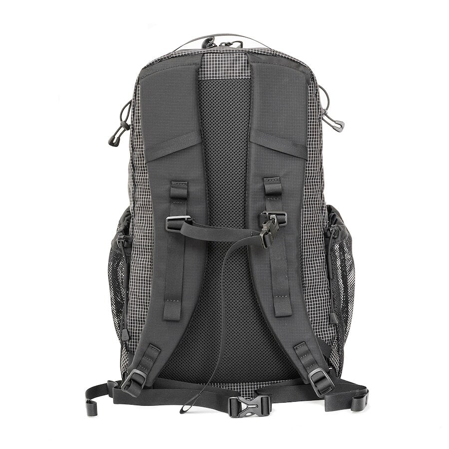 RIDGE MOUNTAIN GEAR One Mile MP ワンマイルMP Black 背面全体（ショルダーハーネス・チェストストラップ・ヒップベルト）（公式画像） - 山道具とULギアのお店 Ascend Lite