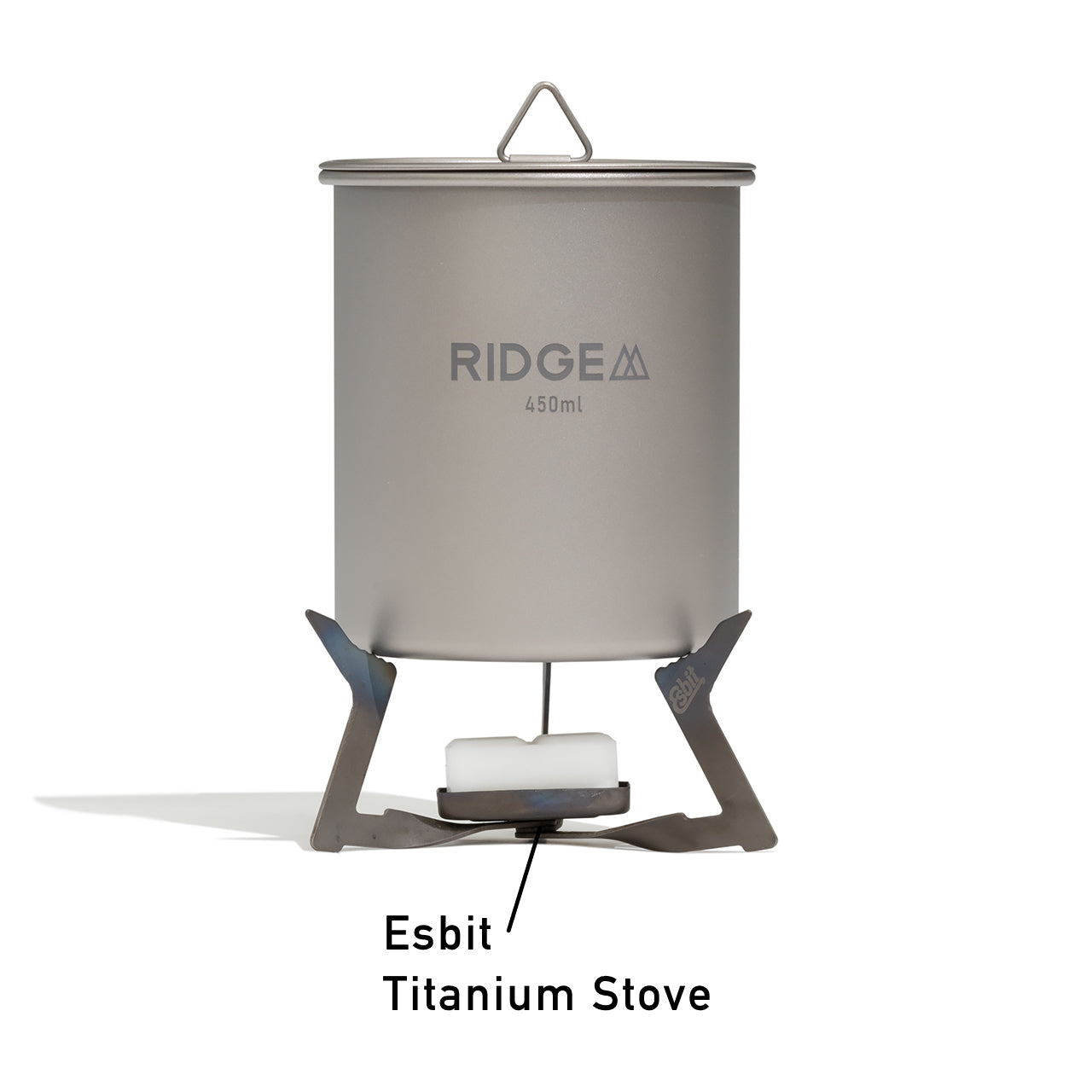 RIDGE MOUNTAIN GEAR Titanium Mug 450ml チタンマグ450ml 固形燃料ストーブにのせた使用例（公式画像） - 山道具とULギアのお店 Ascend Lite