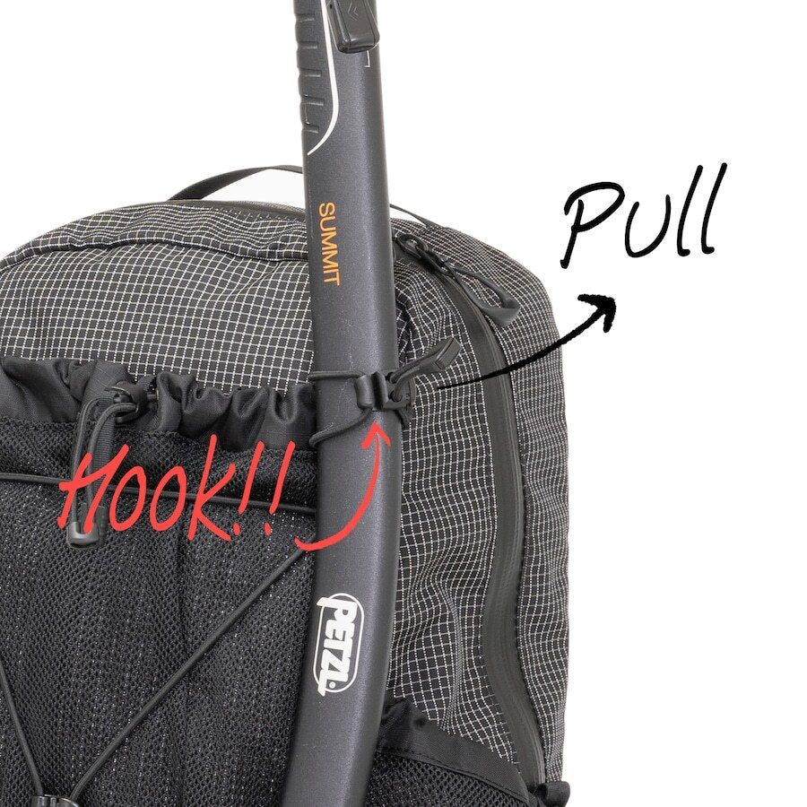 RIDGE MOUNTAIN GEAR One Mile MP ワンマイルMP 上部フックアジャスターでピッケル・トレッキングポールを固定する操作方法（公式画像） - 山道具とULギアのお店 Ascend Lite