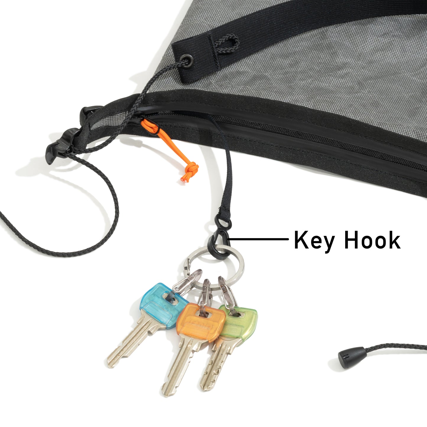 RIDGE MOUNTAIN GEAR Sacoche サコッシュ ファスナー口内側のキーフックに鍵を掛けた拡大（公式画像） - 山道具とULギアのお店 Ascend Lite