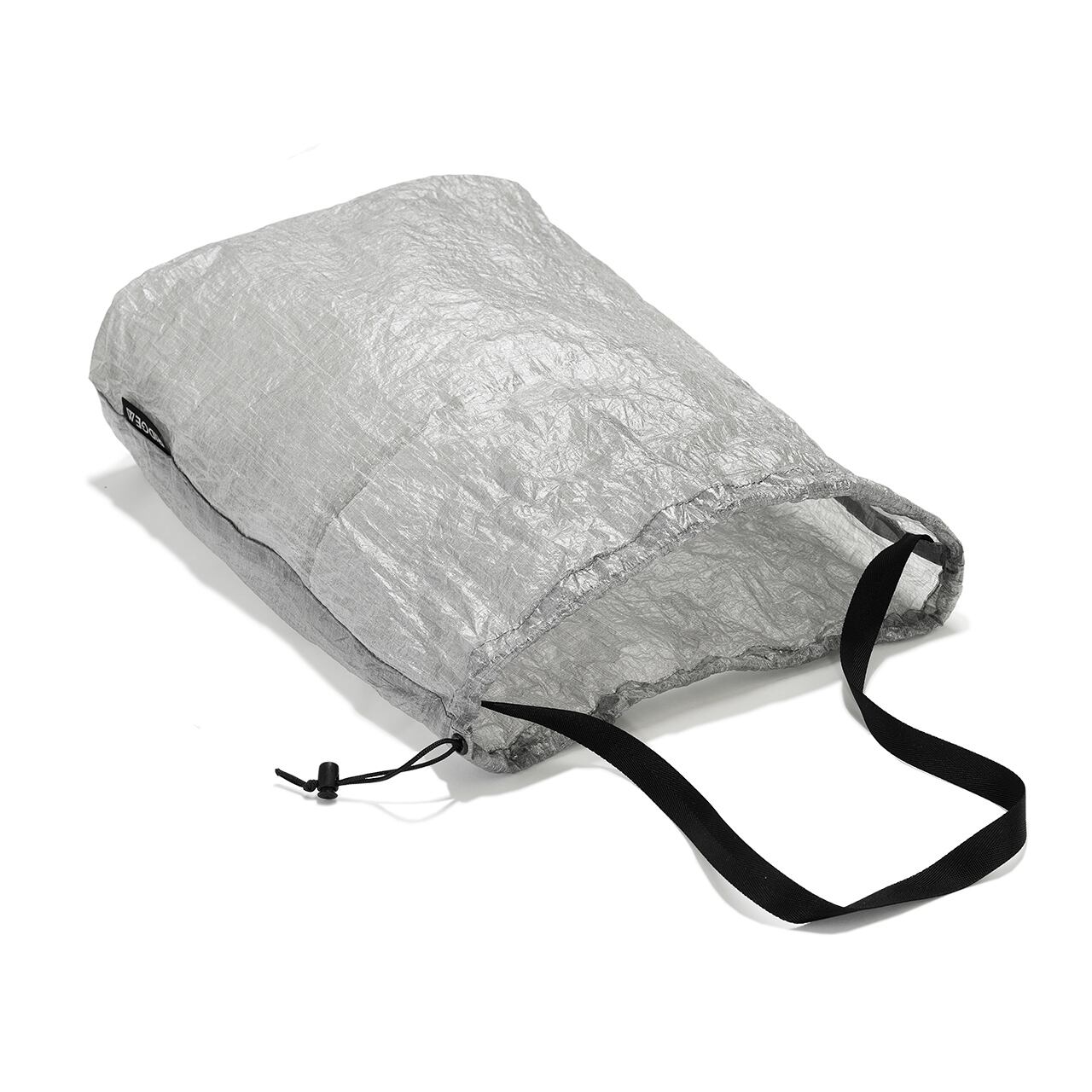 RIDGE MOUNTAIN GEAR Stuff Sack スタッフサック Nickel Grey 横に倒して口を開いた状態とテープハンドル（公式画像） - 山道具とULギアのお店 Ascend Lite