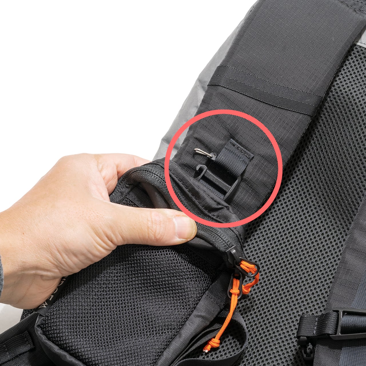 RIDGE MOUNTAIN GEAR Chest Increase チェストインクリース ショルダーハーネスへの取り付け方法（公式画像） - 山道具とULギアのお店 Ascend Lite