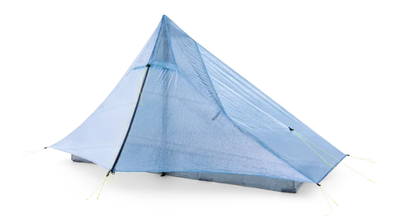 Zpacks Plex Solo Pro Tent プレックスソロプロテント Blue 斜め前から見た全体 - ジッパー式ストームドアを閉じた設営状態 - 山道具とULギアのお店 Ascend Lite