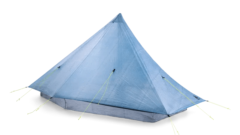 Zpacks Plex Solo Pro Tent プレックスソロプロテント Blue 斜め横から見た全体 - 側面とコーナーのガイラインをすべて黄色の1.6mm Z-Lineでペグダウンした張り出し状態、右下にZpacksロゴ（公式画像） - 山道具とULギアのお店 Ascend Lite