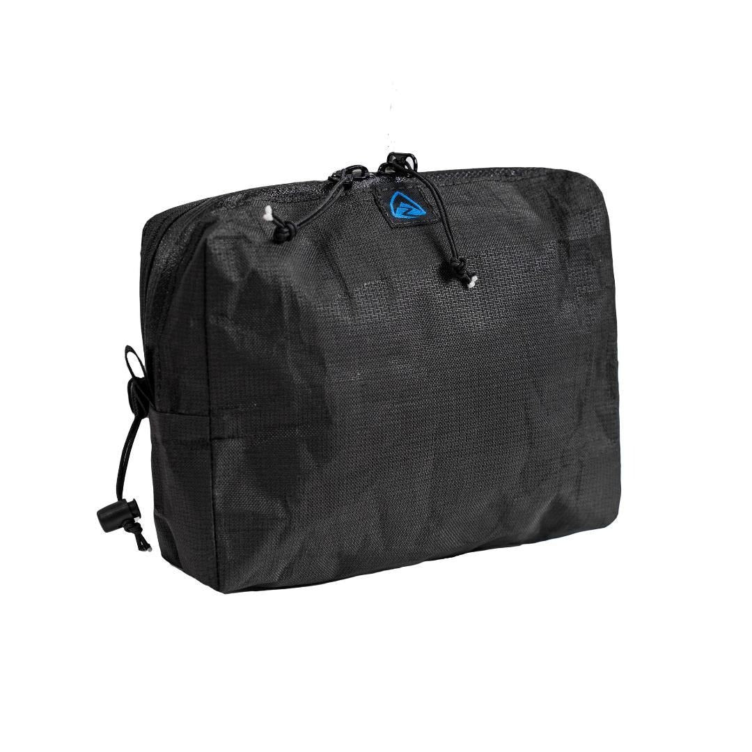 Zpacks Belt Pouch ベルトポーチ 正面全体 - ジッパー開口と両サイドのコード - 山道具とULギアのお店 Ascend Lite
