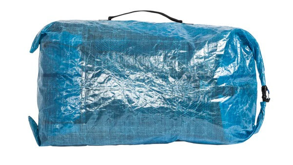 Zpacks Airplane Case エアプレーンケース Blue 側面 - 中身を入れて膨らませた状態とキャリーハンドル - 山道具とULギアのお店 Ascend Lite