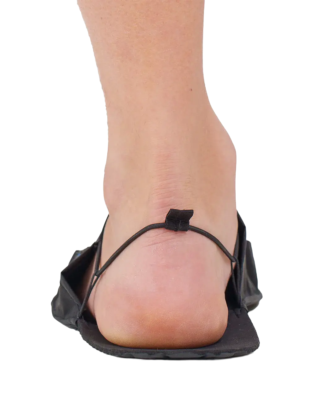Zpacks Ultralight Camp Shoes ウルトラライトキャンプシューズ 折り畳んだ状態を手に持ったところ - 手のひらに収まる収納サイズ - 山道具とULギアのお店 Ascend Lite