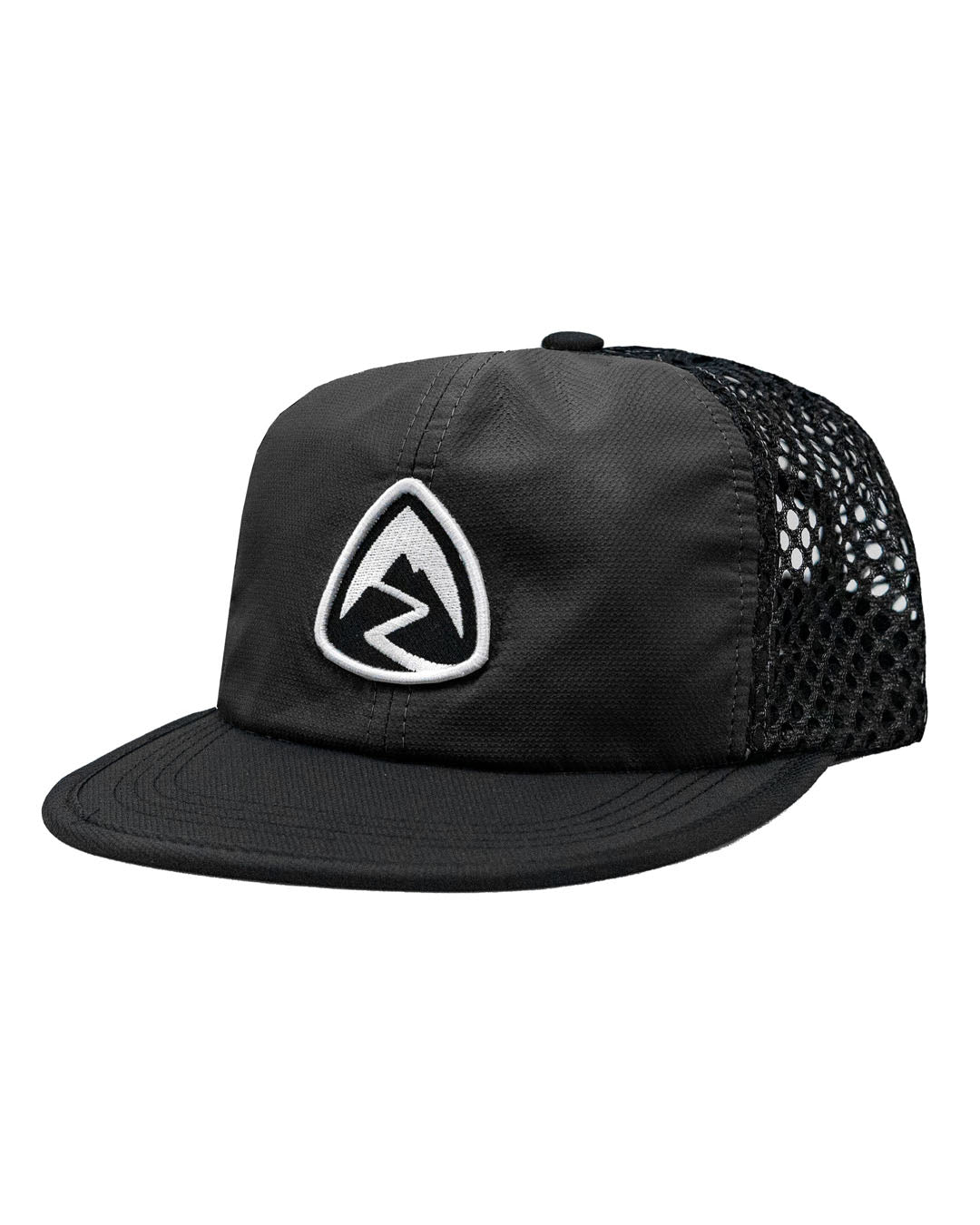 Zpacks Foldable Trail Hat フォルダブルトレイルハット Black - 前面斜め・速乾ナイロンのクラウンとワイドメッシュ、フロントにZpacksクレスト刺繍 - 山道具とULギアのお店 Ascend Lite
